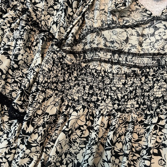 Free People Kristall black and cream tiered tie back mini dress- Size Large - Picture 5 of 6